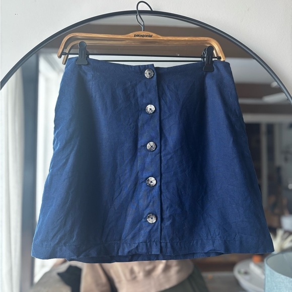 ARITZIA WILFRED | Navy Button-Front linen Skirt | size 10 - Picture 2 of 5